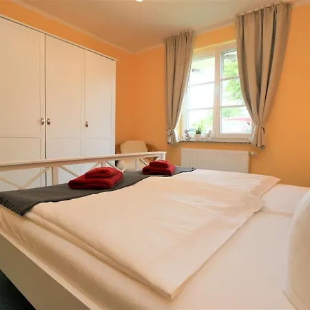 Achtern Hafen App 02 * فاستروم